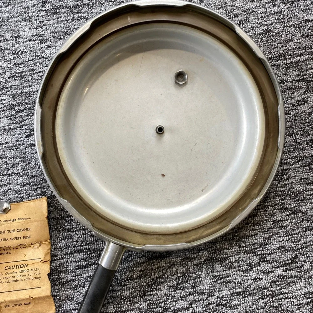 Vintage Mirro-Matic 4 Qt Pressure Pan 394M Aluminum Cooker with Steamer & Manual